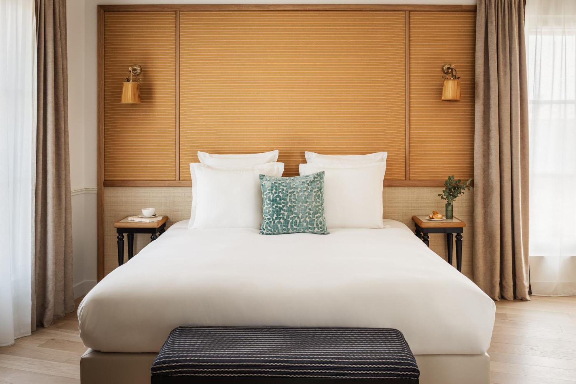 Suite,1729981608:JPEG