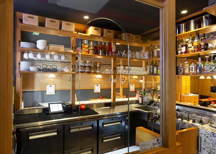 Oh La La ! Hotel Bar Paris Bastille